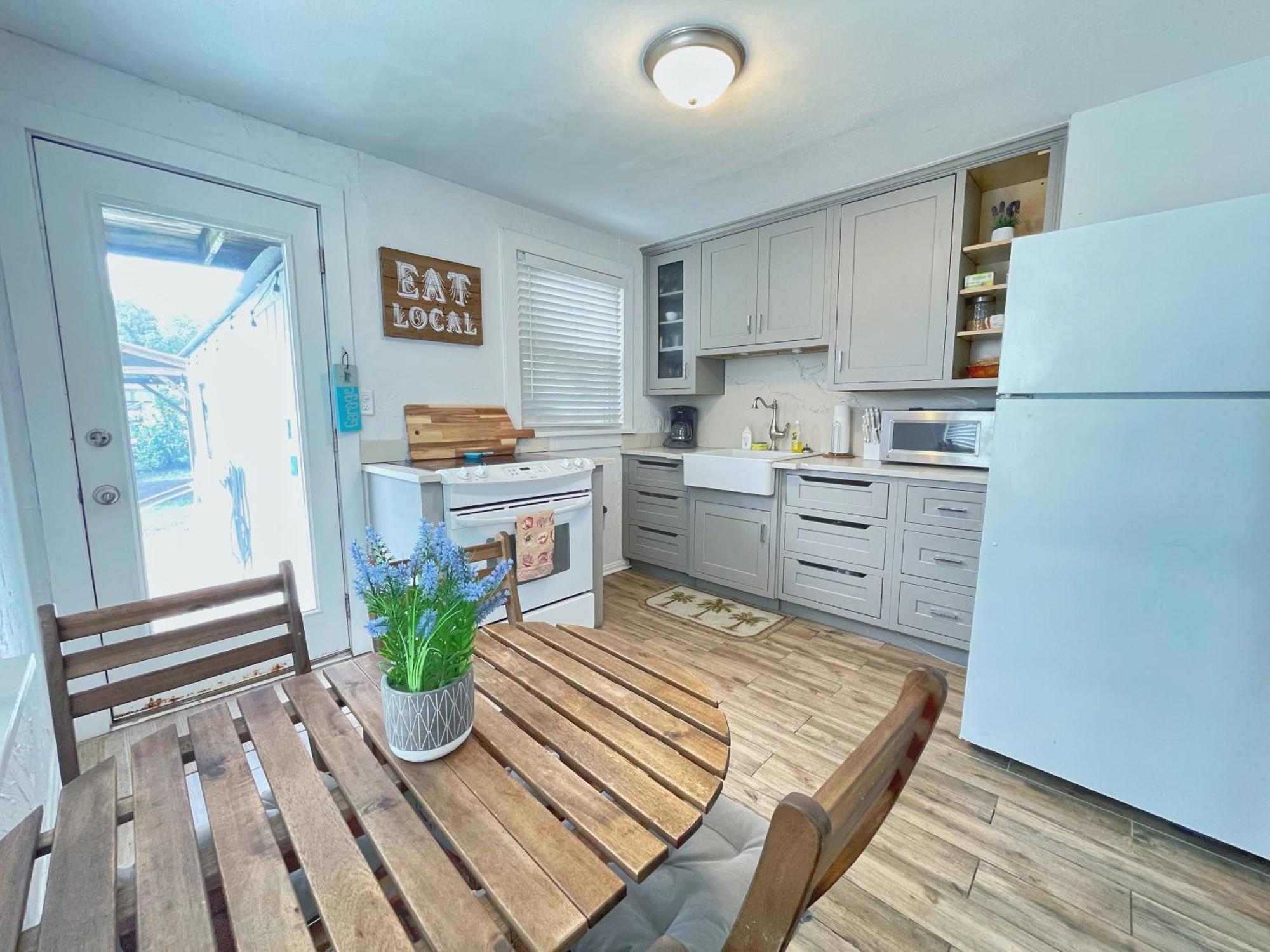 Seas The Day - 4 Blocks To The Beach, Restaurant, And Bar District - Great Deck And Outdoor Space!! Jacksonville Beach Exterior foto